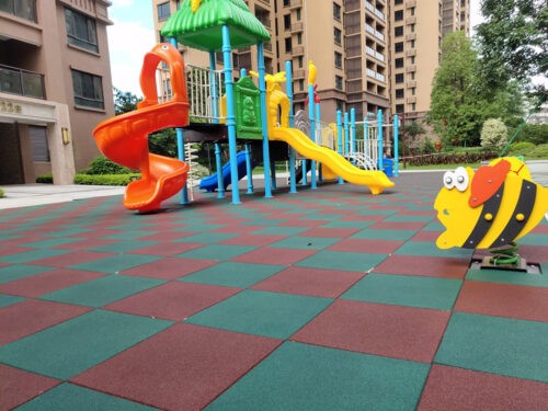 Tuiles en caoutchouc